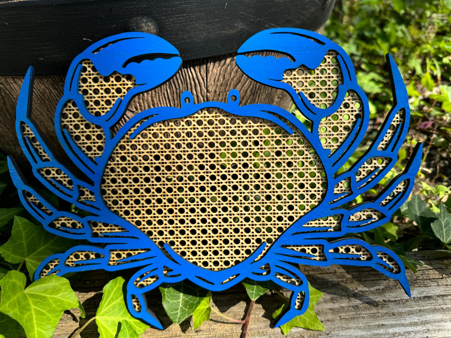 Rattan Rustic Crabs - Blue or Red, A Maryland Specialty.